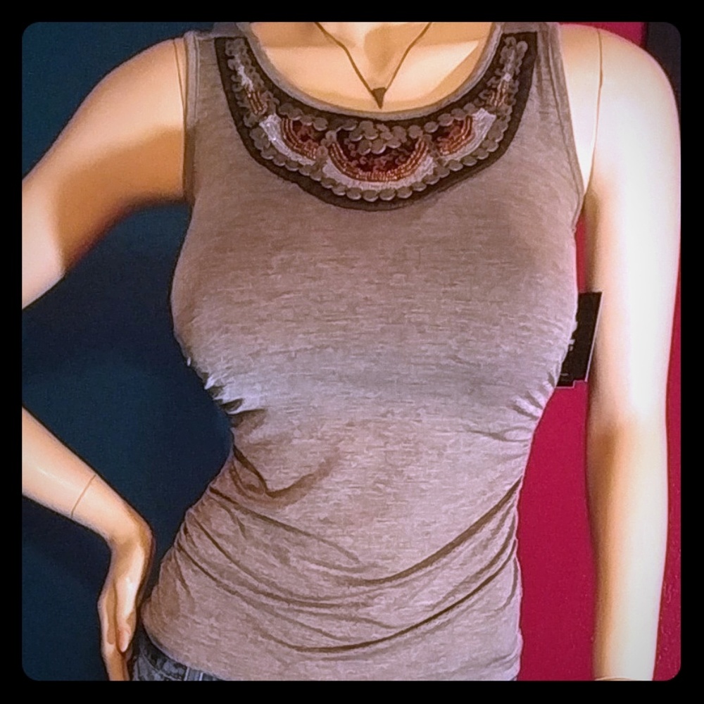 NEW Beaded Gray SL Stretch Top Small